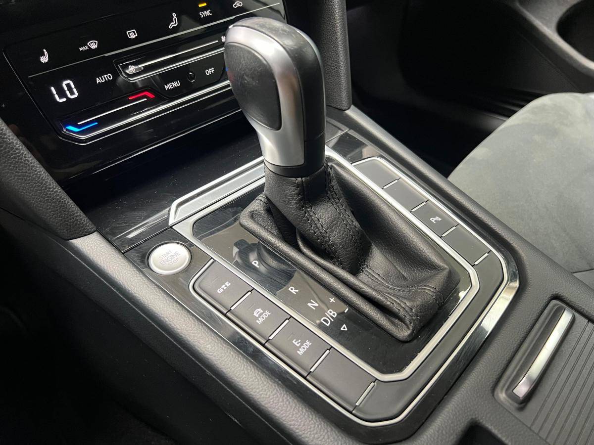 volkswagen-arteon-2023-hibrido-a-gasolina-1395cc