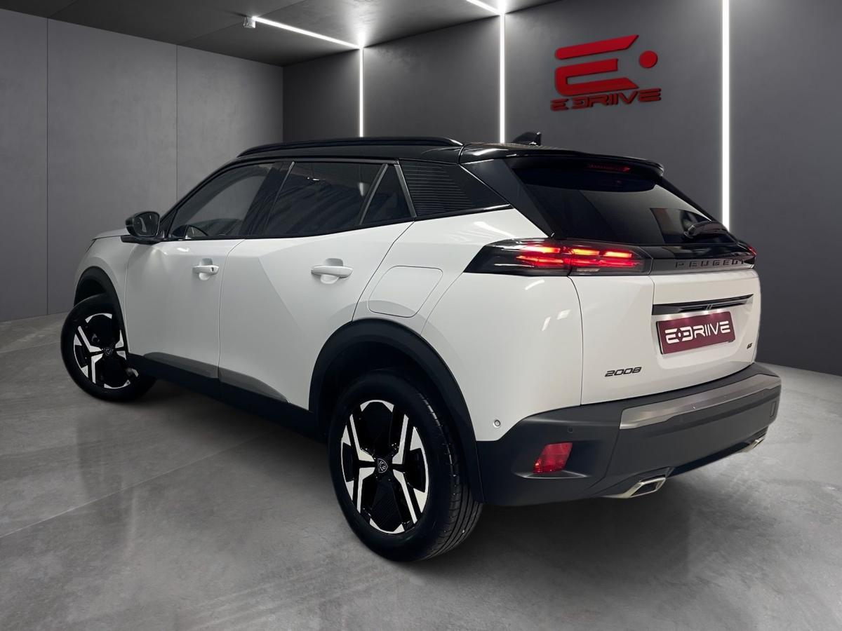 peugeot-2008-2023-gasolina-1199cc