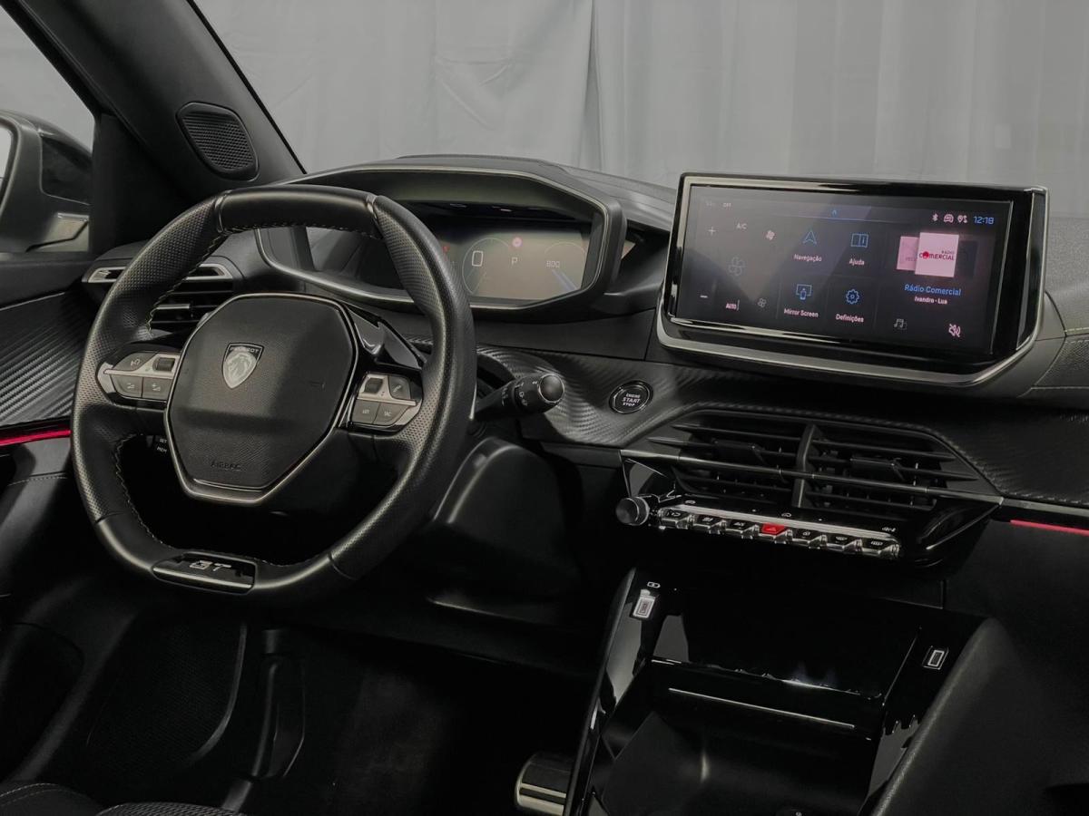 peugeot-2008-2023-gasolina-1199cc