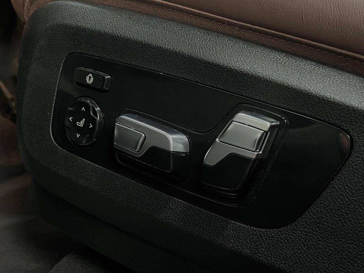 bmw-x7-2023-gasolina-4395cc