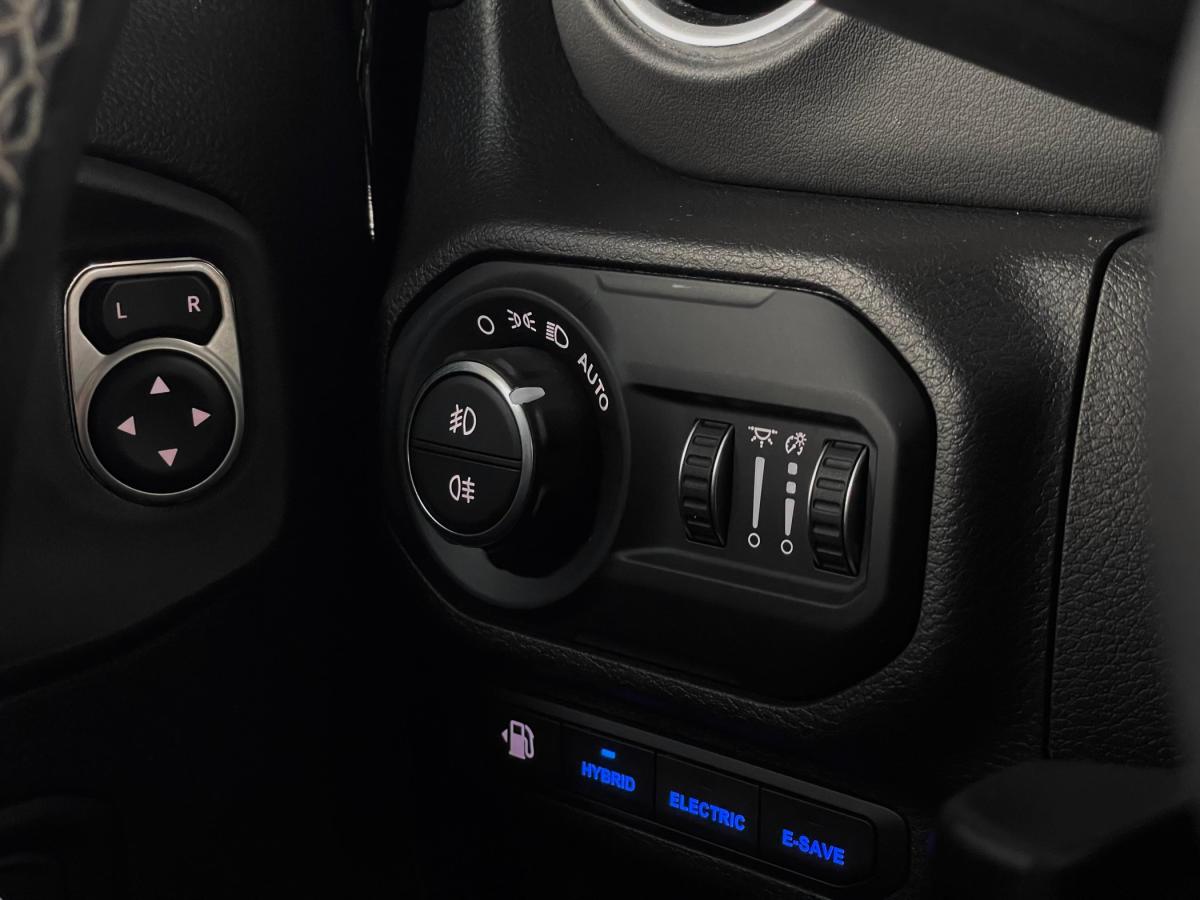jeep-wrangler-2023-hibrido-a-gasolina-1995cc
