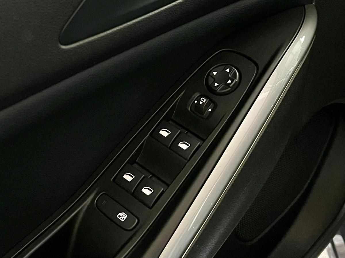 opel-grandland-2022-gasolina-1199cc