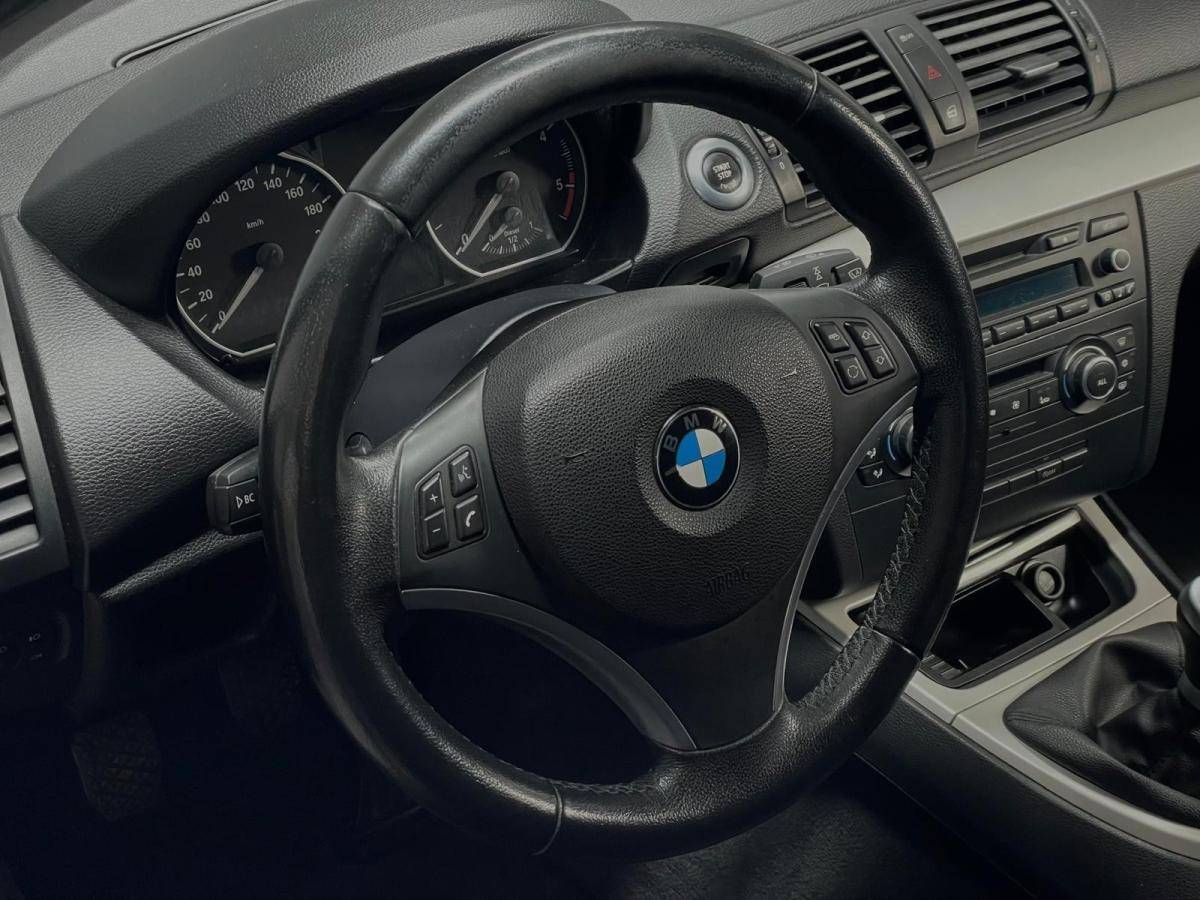 bmw-serie-1-2011-diesel-1995cc