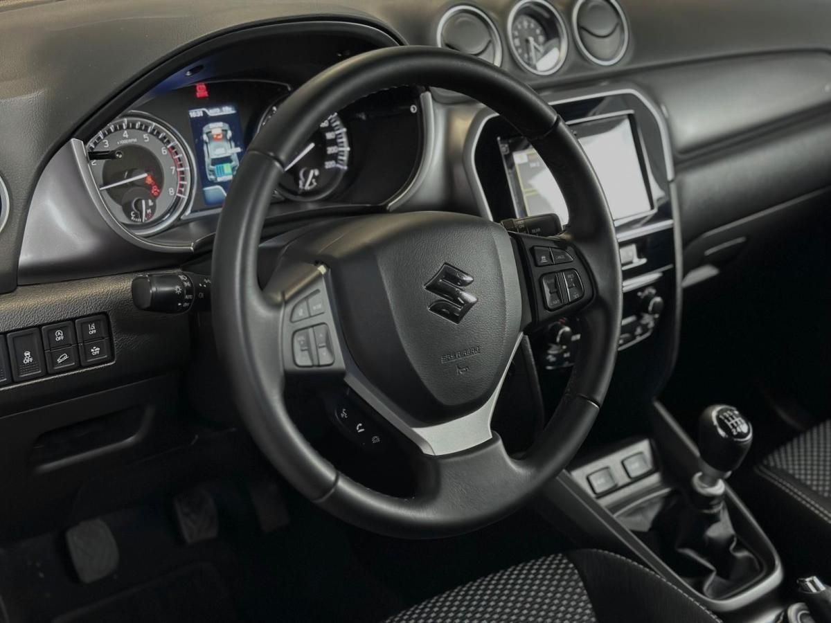 suzuki-vitara-2024-gasolina-1373cc