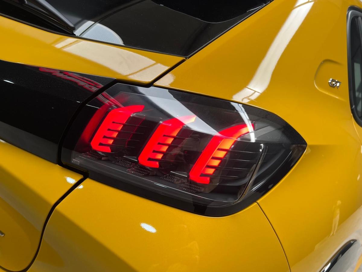 peugeot-208-2022-gasolina-1199cc
