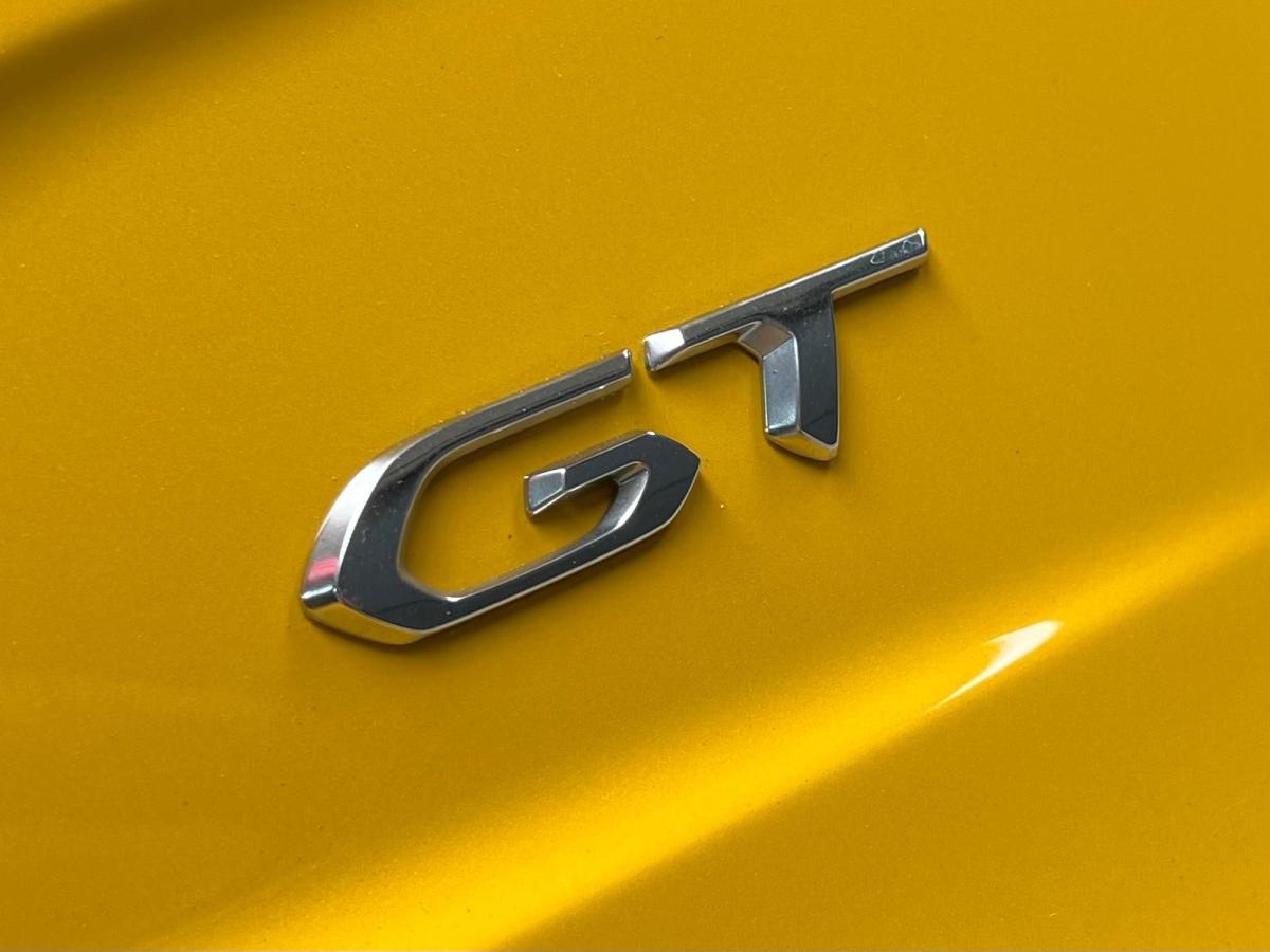 peugeot-208-2022-gasolina-1199cc