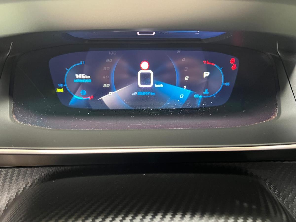 peugeot-208-2022-gasolina-1199cc