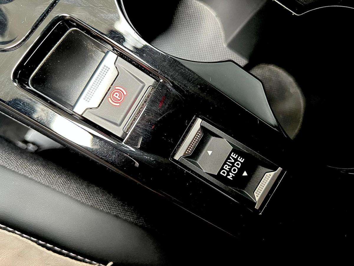 peugeot-208-2024-eletrico-0cc