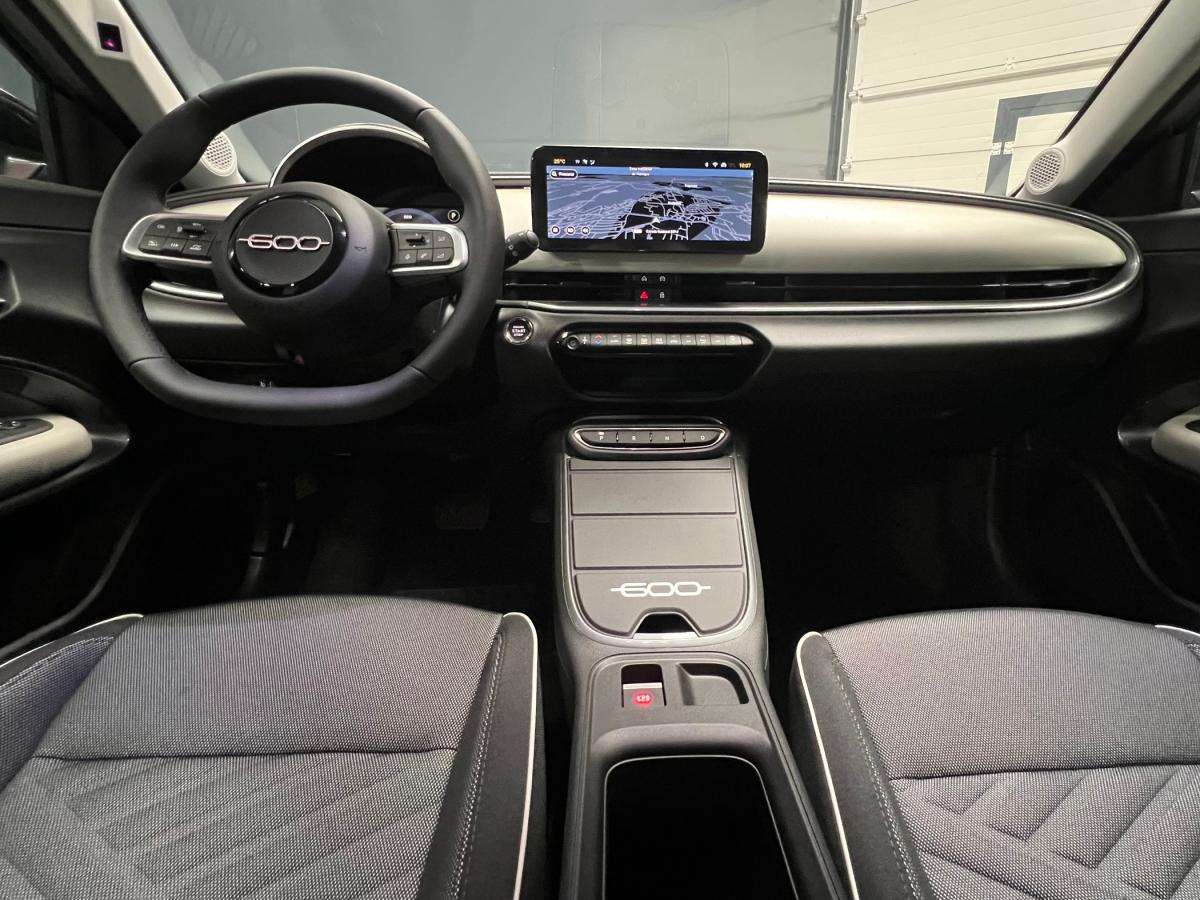 fiat-600-2026-gasolina-1199cc
