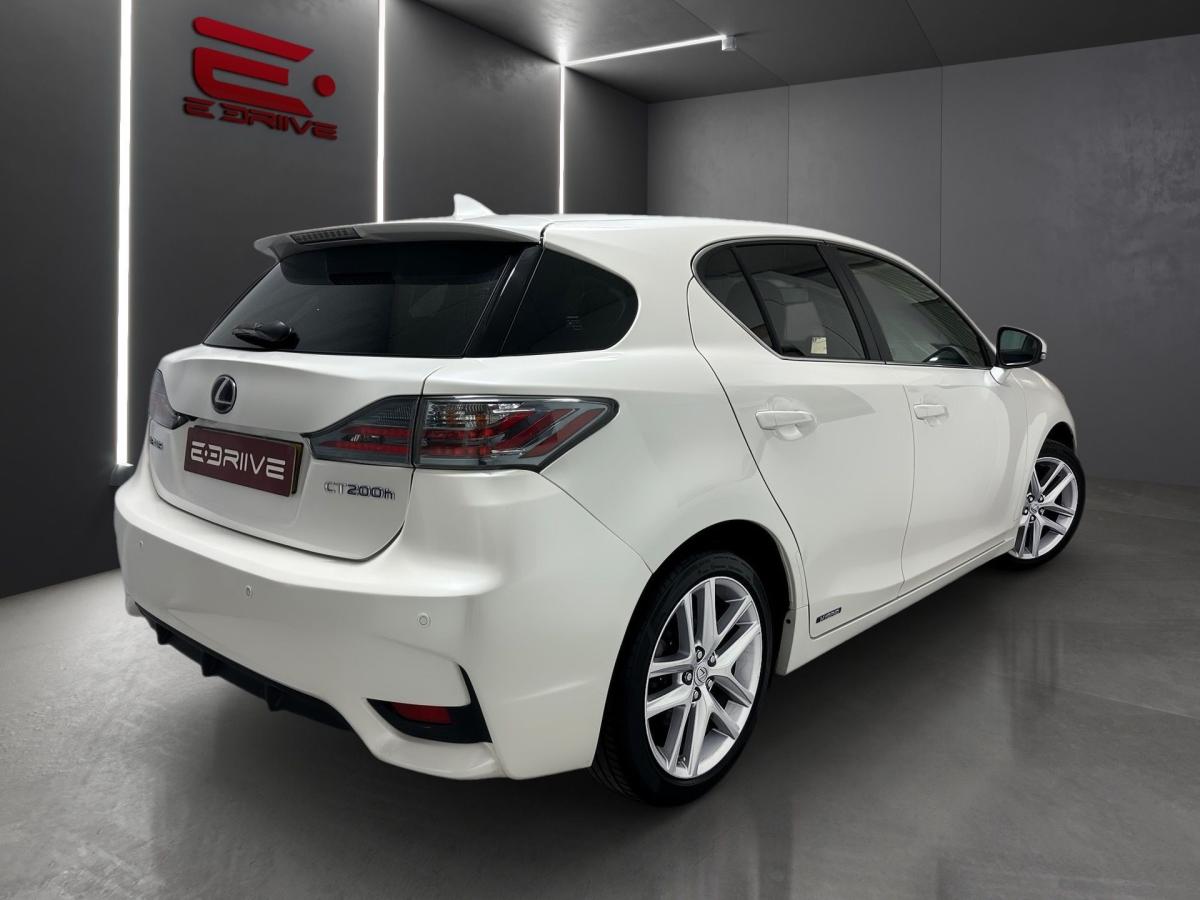 lexus-ct-200h-2016-gasolina-1798cc