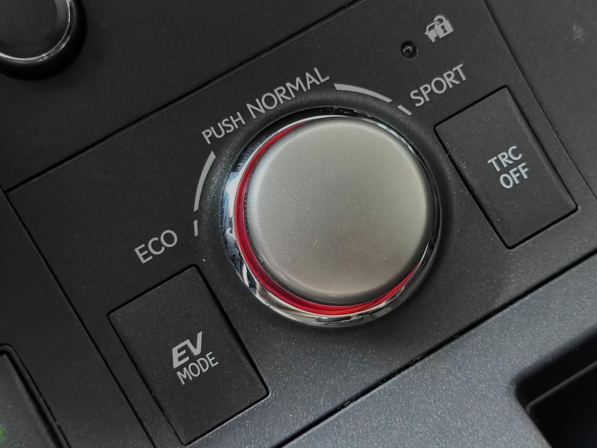 lexus-ct-200h-2016-gasolina-1798cc