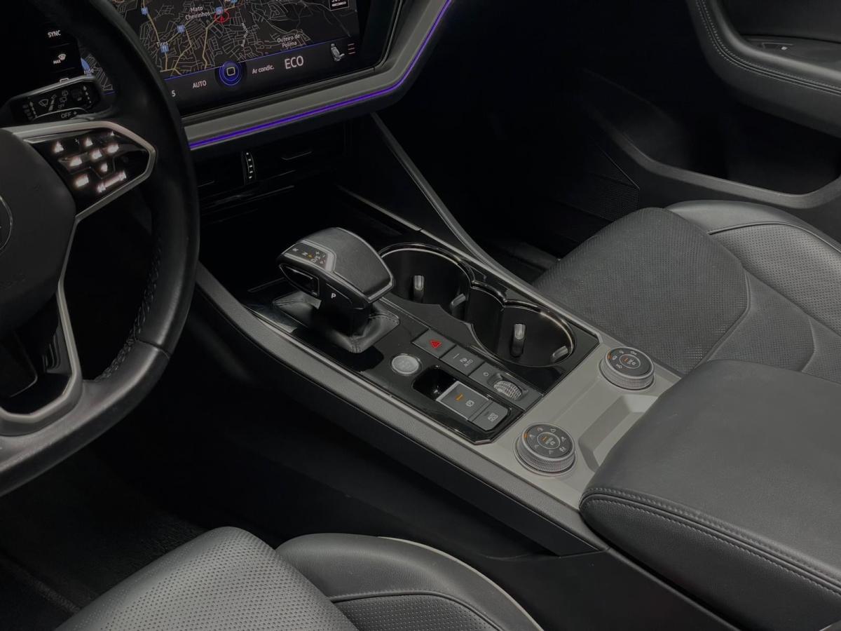 volkswagen-touareg-2021-hibrido-a-gasolina-2995cc