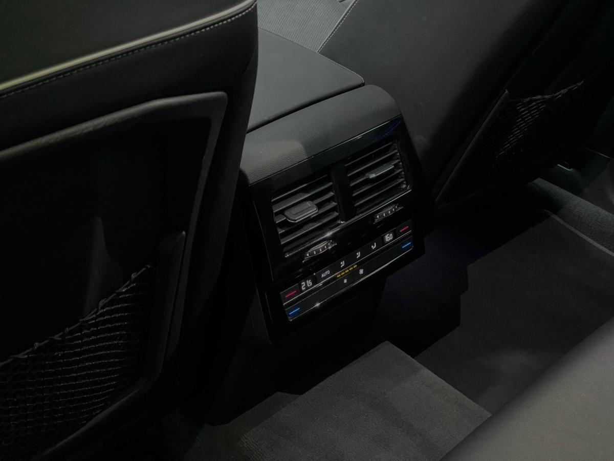 volkswagen-touareg-2021-hibrido-a-gasolina-2995cc