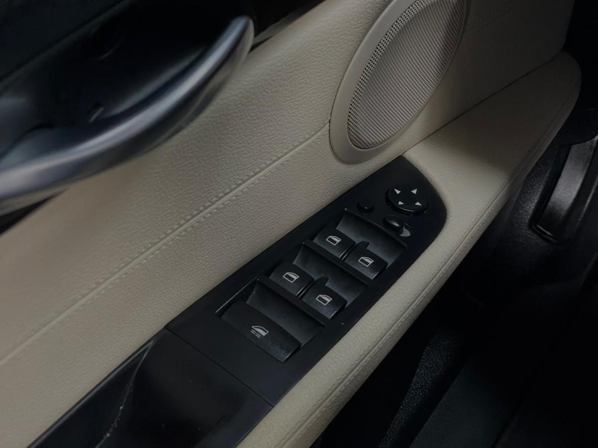 bmw-z4-2010-gasolina-2497cc