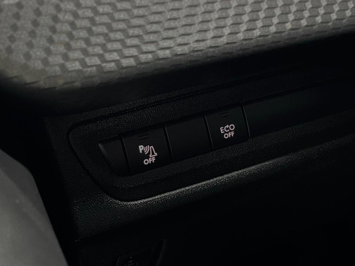 peugeot-208-2019-gasolina-1199cc