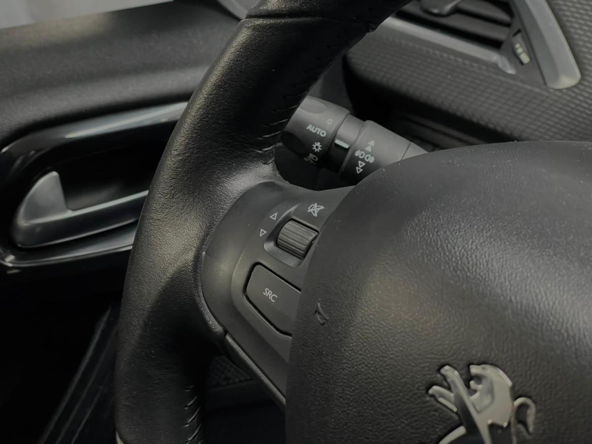 peugeot-208-2019-gasolina-1199cc