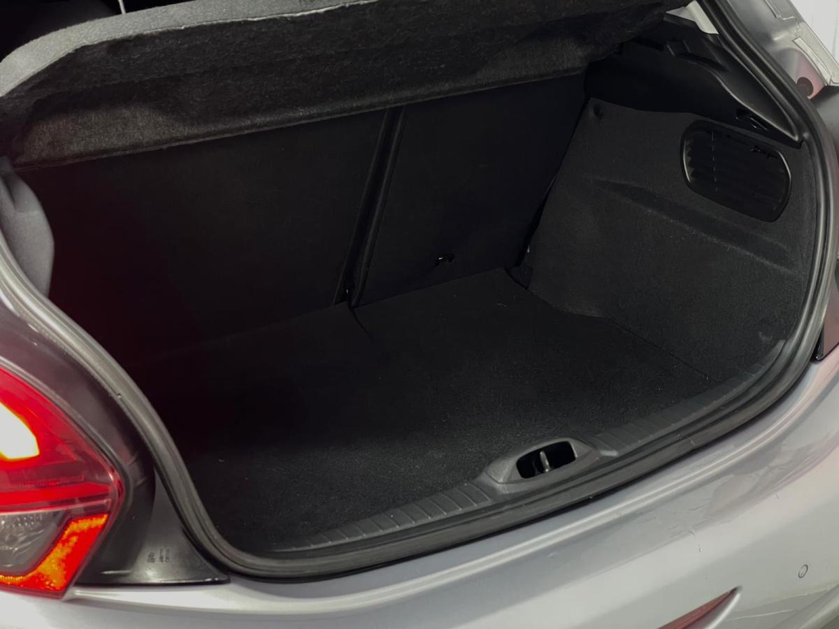 peugeot-208-2019-gasolina-1199cc