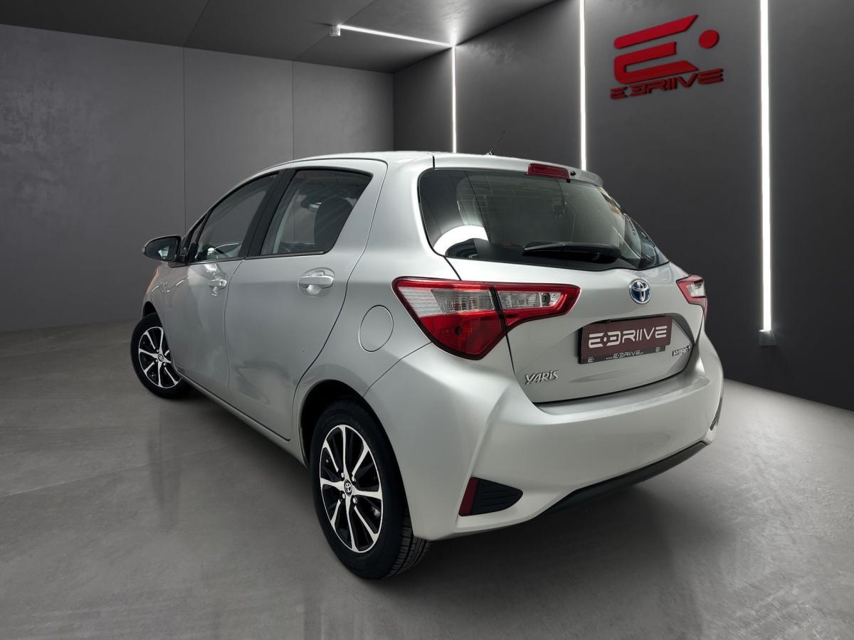 toyota-yaris-2020-hibrido-a-gasolina-1497cc