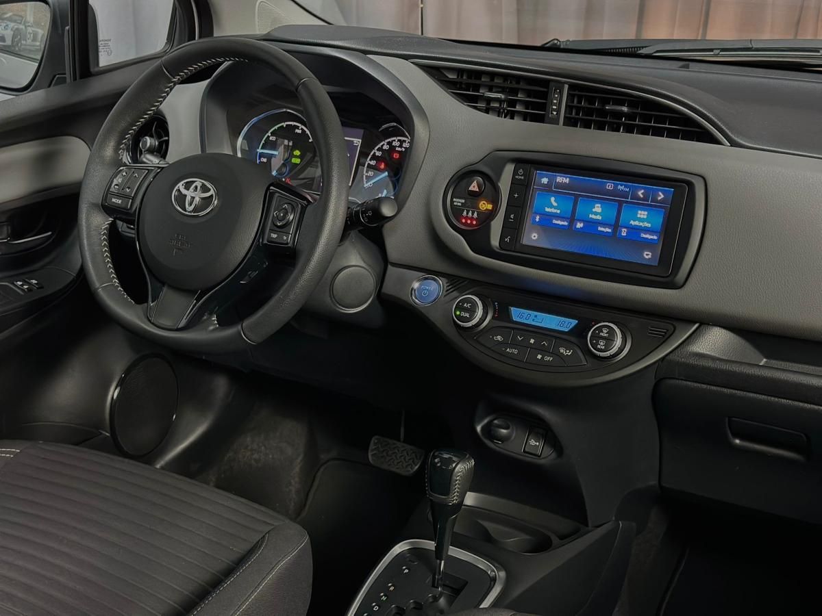 toyota-yaris-2020-hibrido-a-gasolina-1497cc