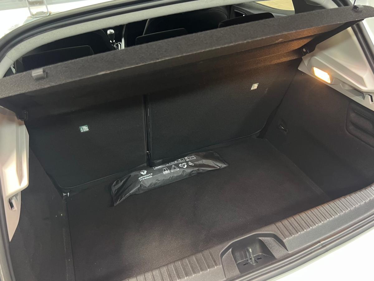 renault-clio-2023-diesel-1461cc