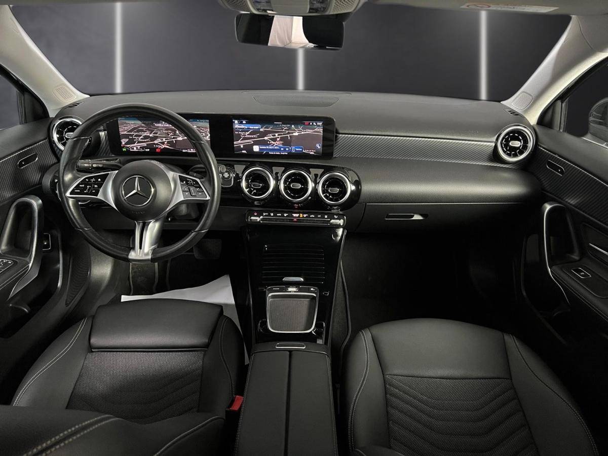 mercedes-benz-classe-a-2023-hibrido-a-gasolina-1332cc