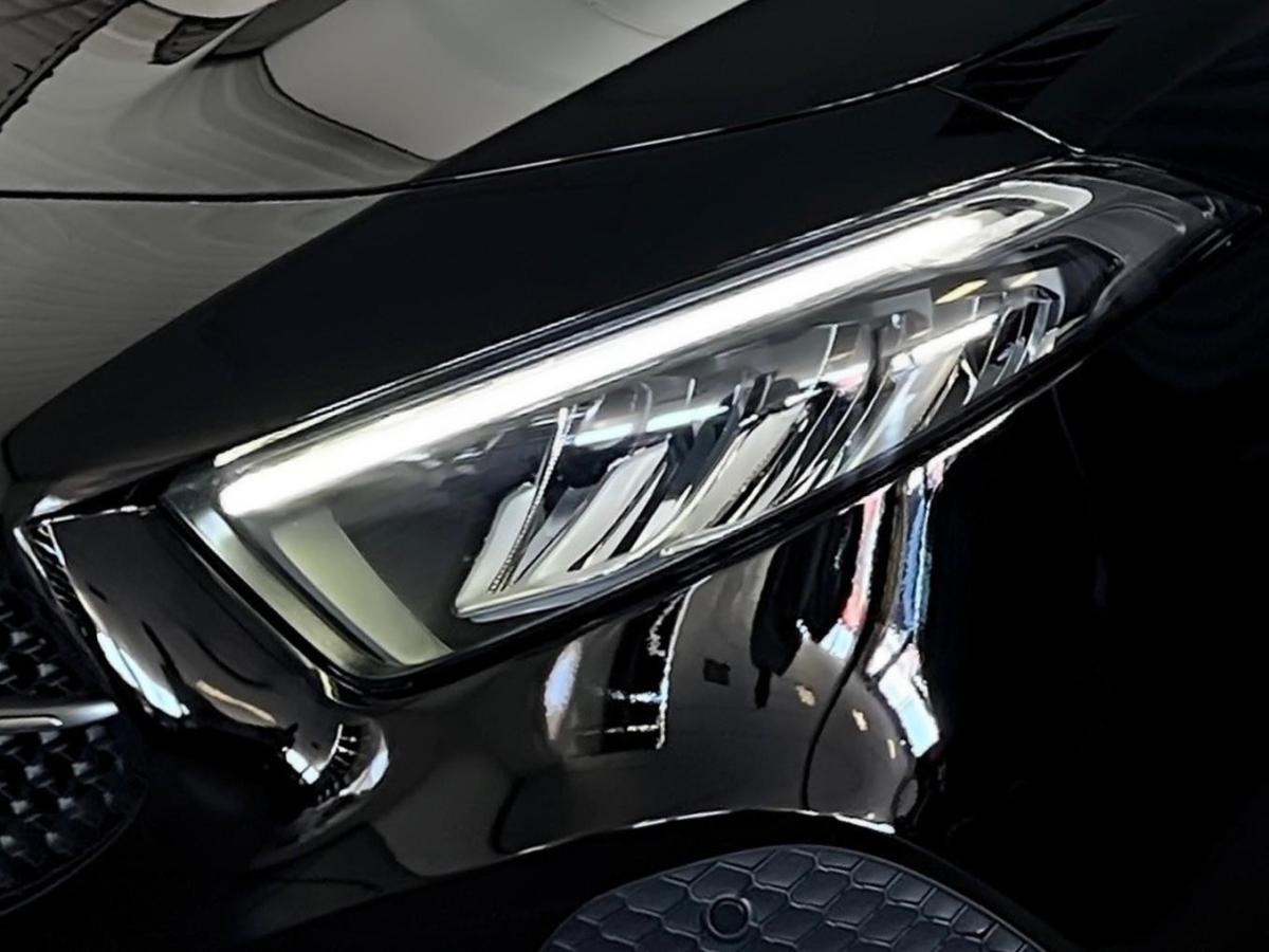 mercedes-benz-classe-a-2023-hibrido-a-gasolina-1332cc