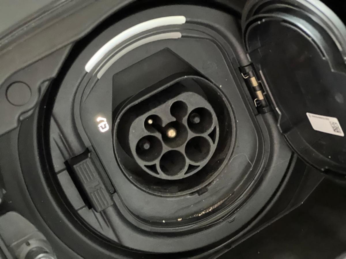 mercedes-benz-classe-a-2023-hibrido-a-gasolina-1332cc