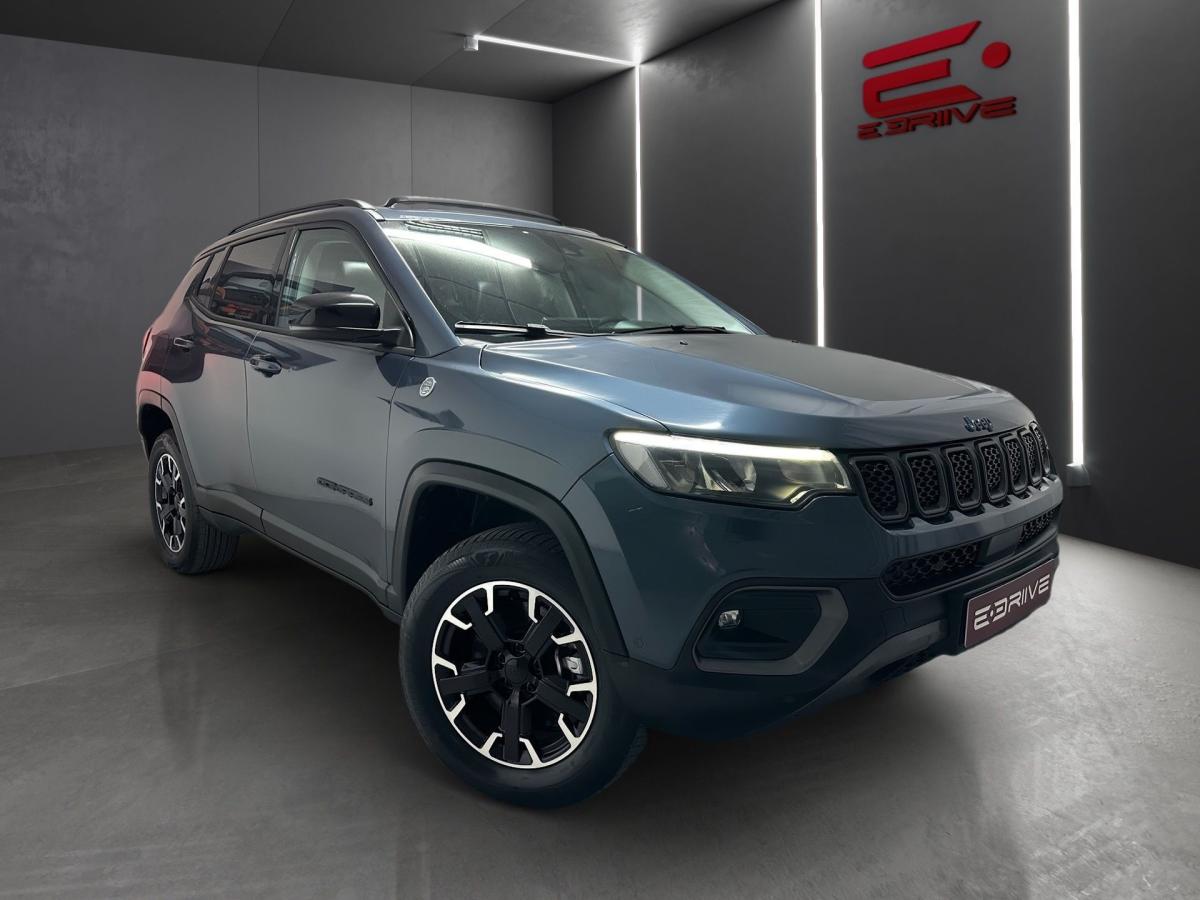 jeep-compass-2023-hibrido-a-gasolina-1332cc