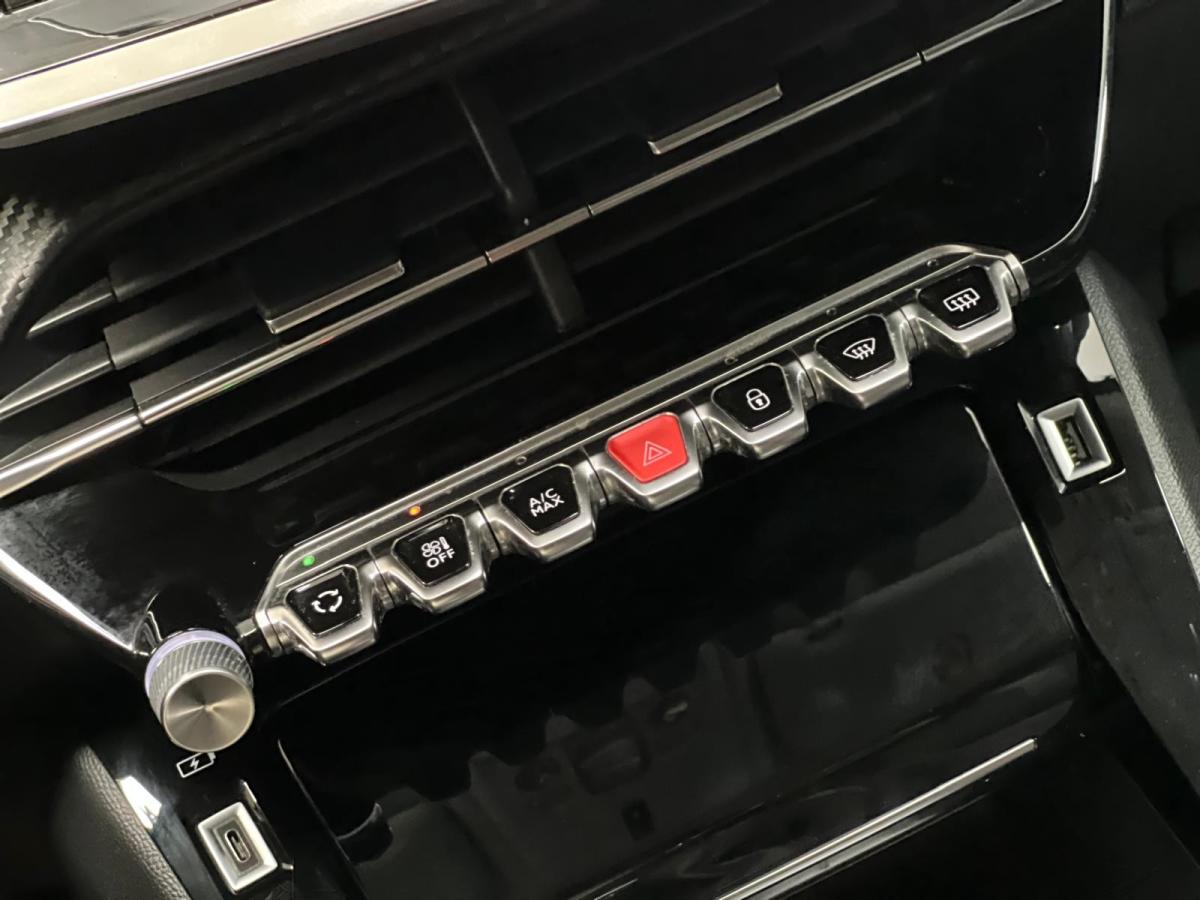 peugeot-2008-2020-gasolina-1199cc