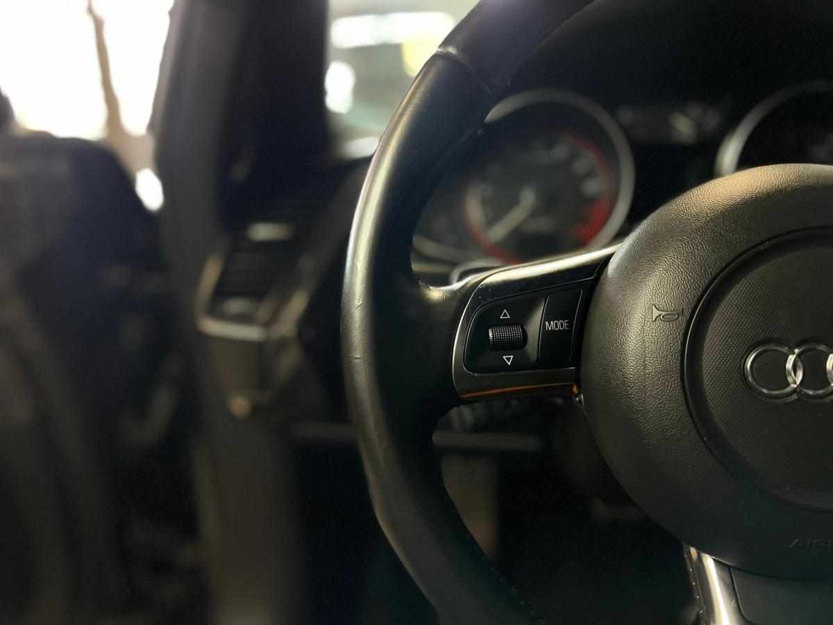 audi-r8-2013-gasolina-5204cc
