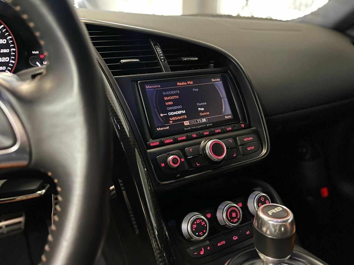 audi-r8-2013-gasolina-5204cc