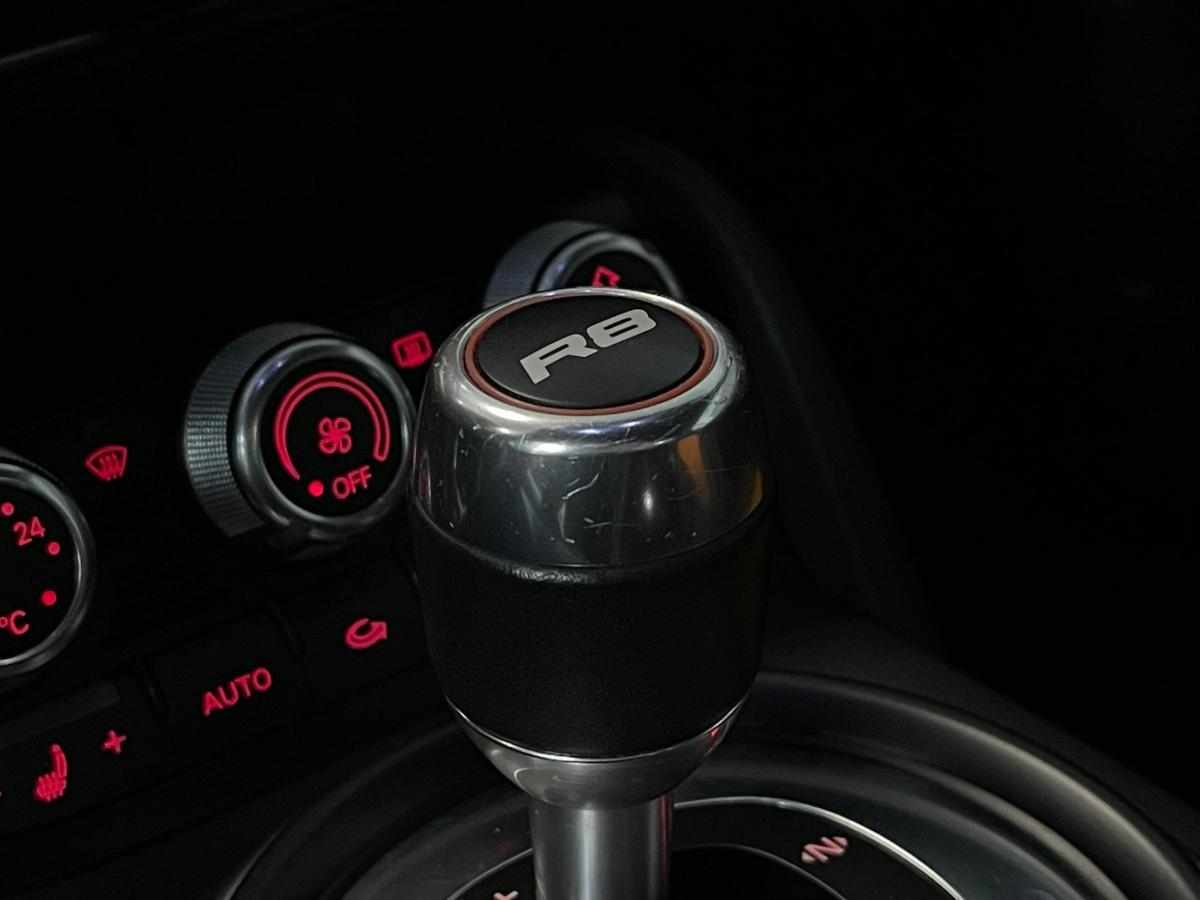 audi-r8-2013-gasolina-5204cc