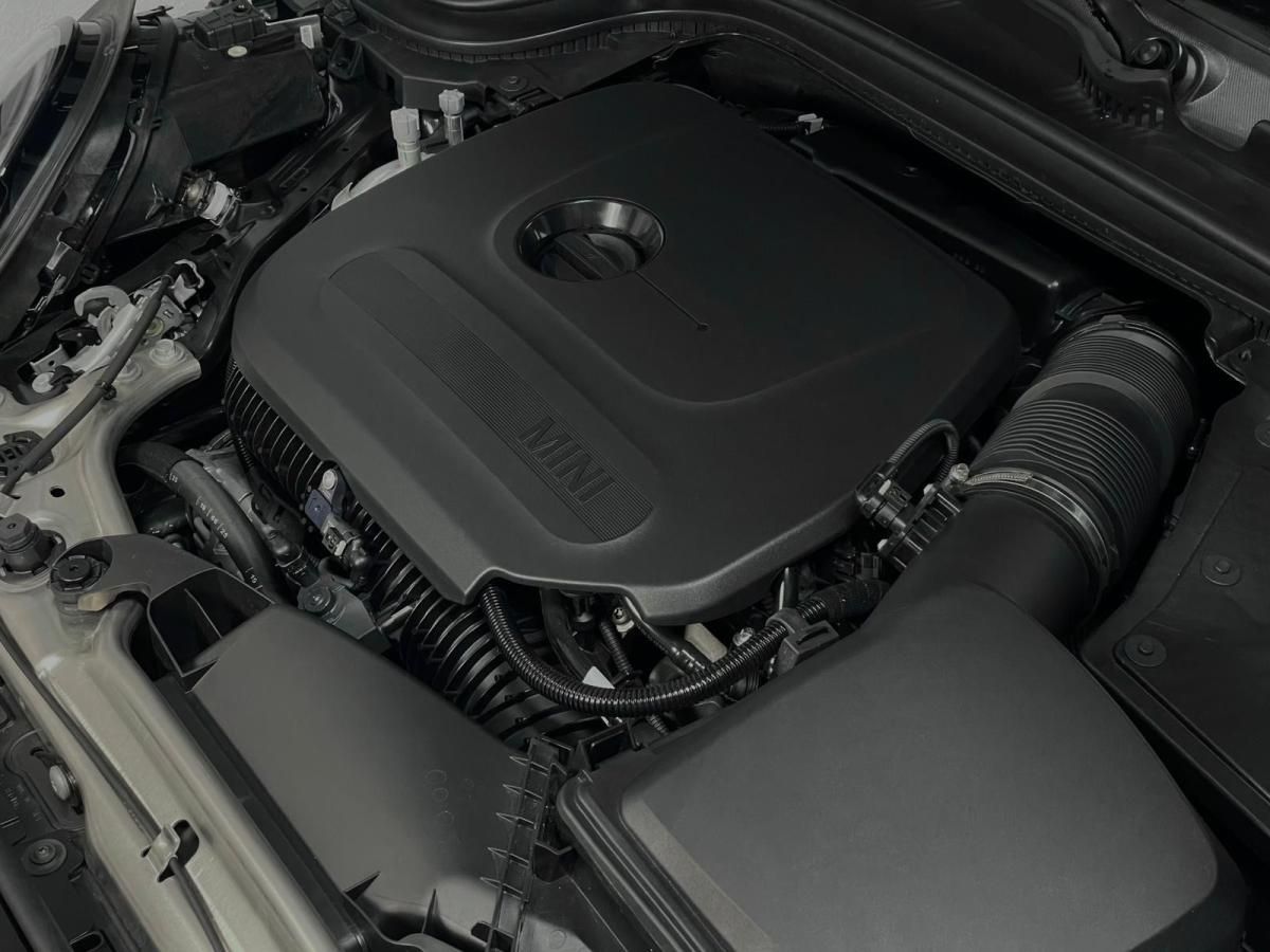mini-coupe-2025-gasolina-1998cc