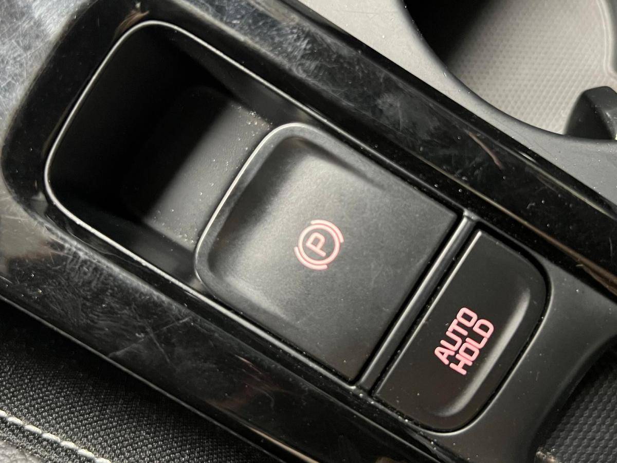 kia-ceed-sw-2018-diesel-1582cc