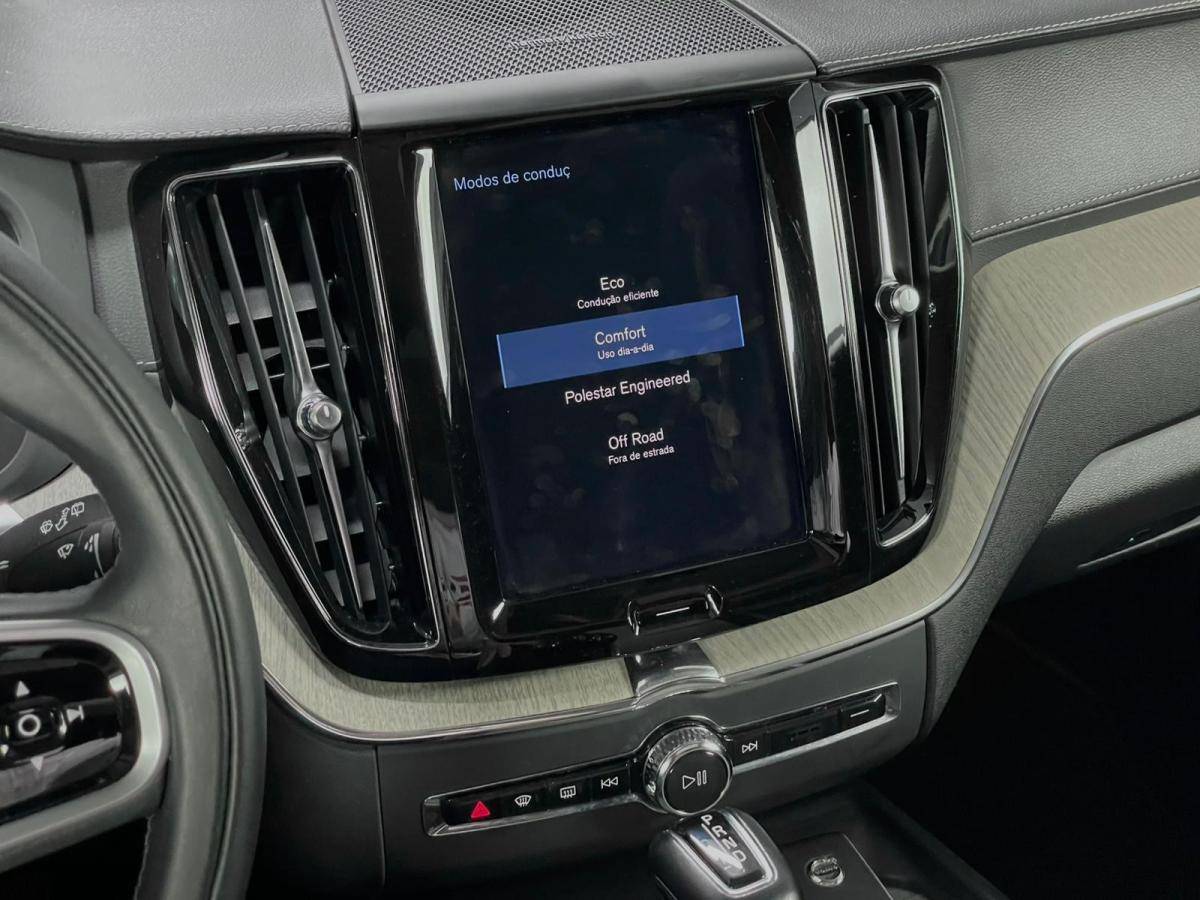 volvo-xc60-2020-gasolina-1969cc