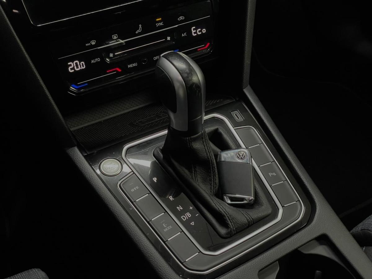 volkswagen-passat-2021-hibrido-a-gasolina-1395cc