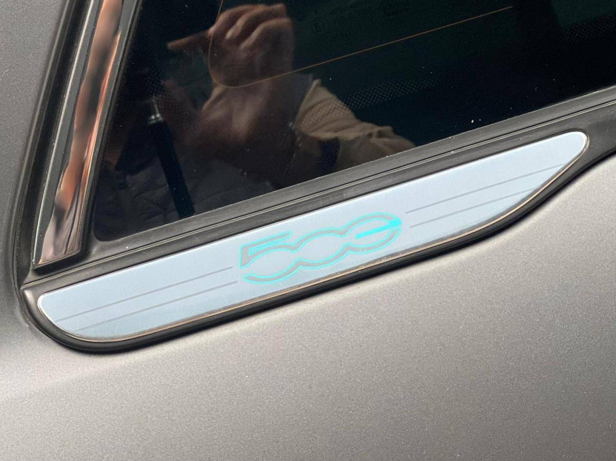 fiat-500c-2023-eletrico-0cc