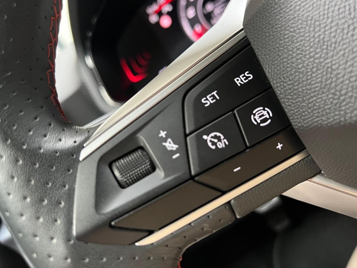 seat-ibiza-2025-gasolina-999cc