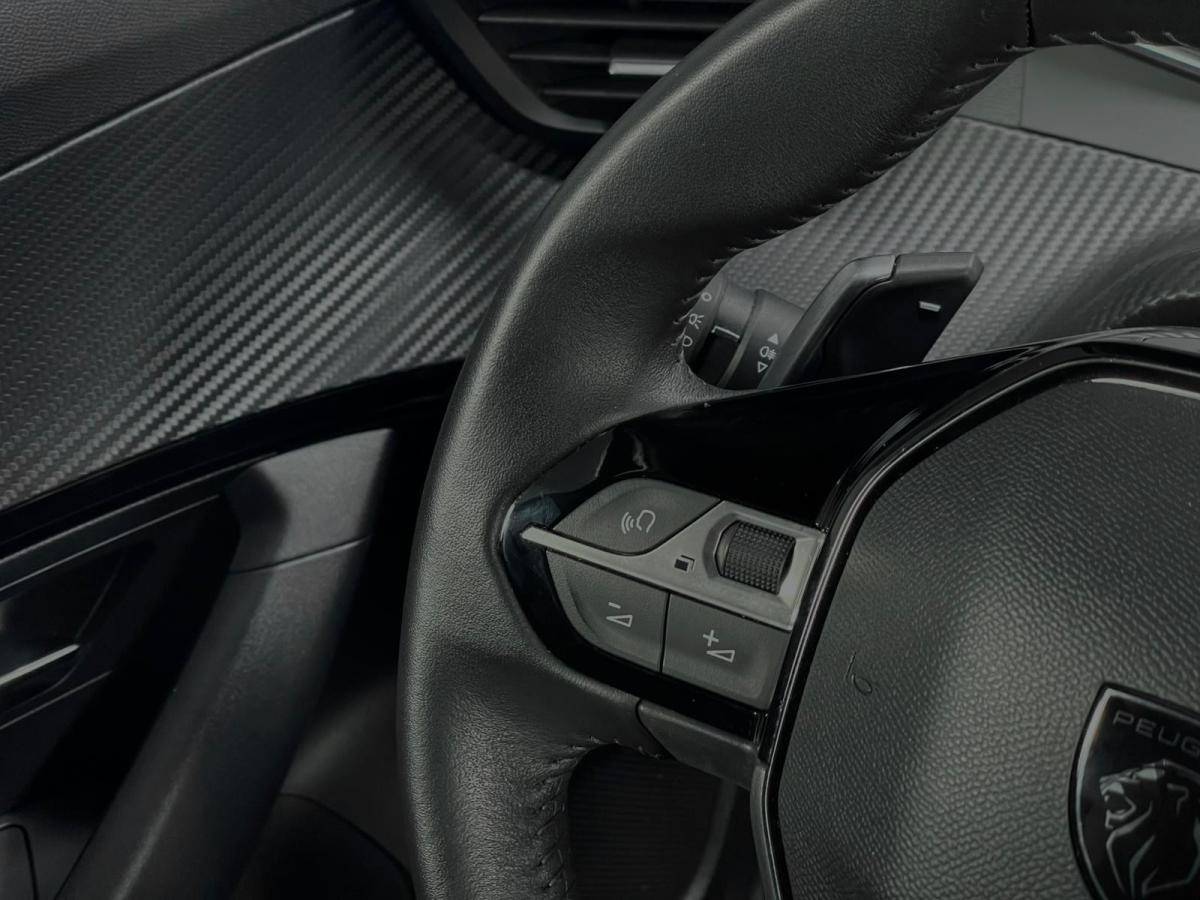 peugeot-2008-2024-gasolina-1199cc