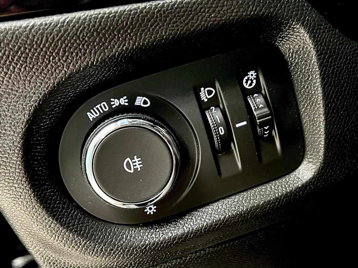 opel-corsa-2025-gasolina-1199cc