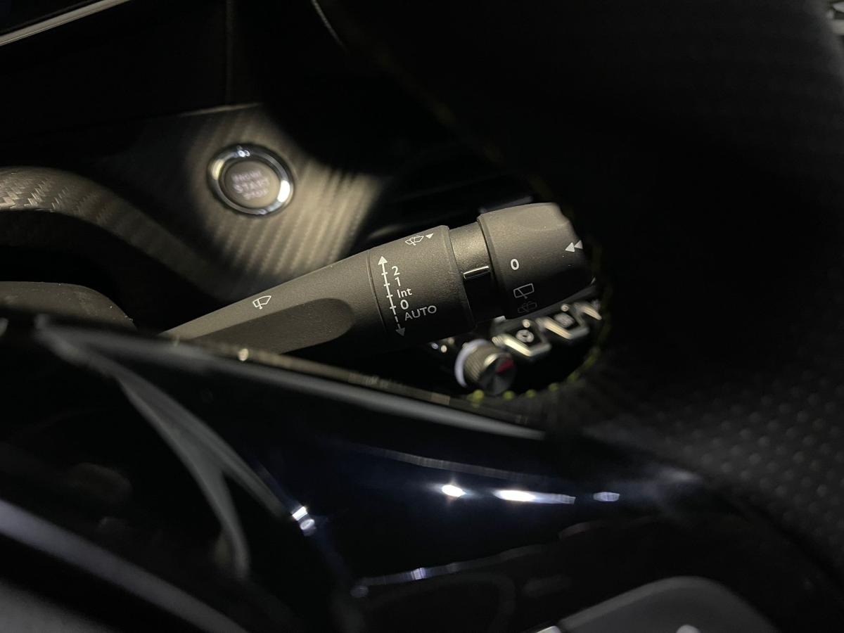 peugeot-2008-2023-eletrico-500cc