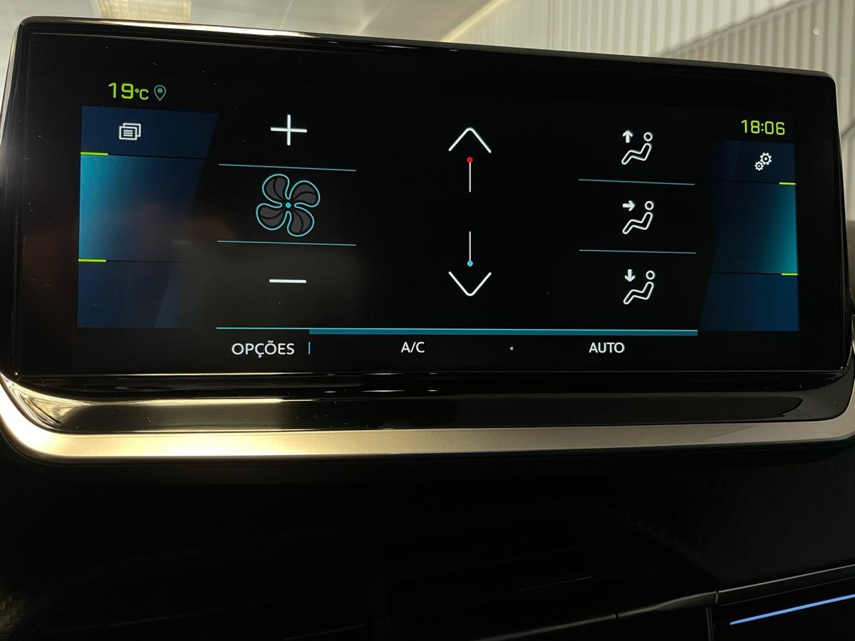 peugeot-2008-2023-eletrico-500cc