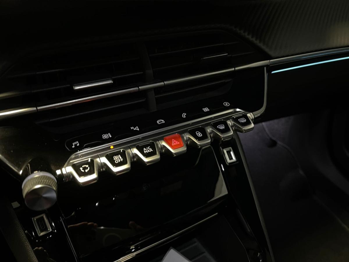 peugeot-2008-2023-eletrico-500cc