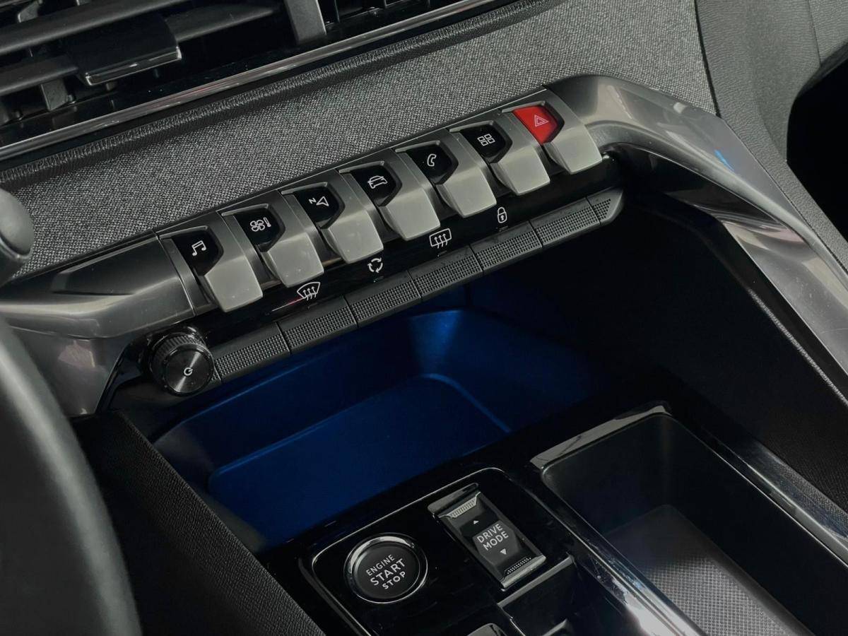 peugeot-5008-2023-gasolina-1199cc