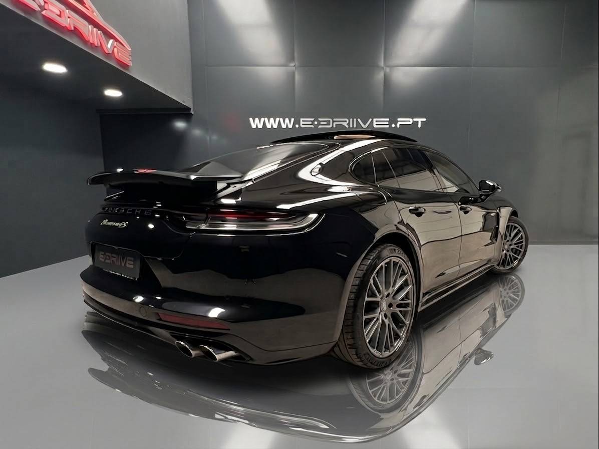 porsche-panamera-2021-hibrido-a-gasolina-2894cc
