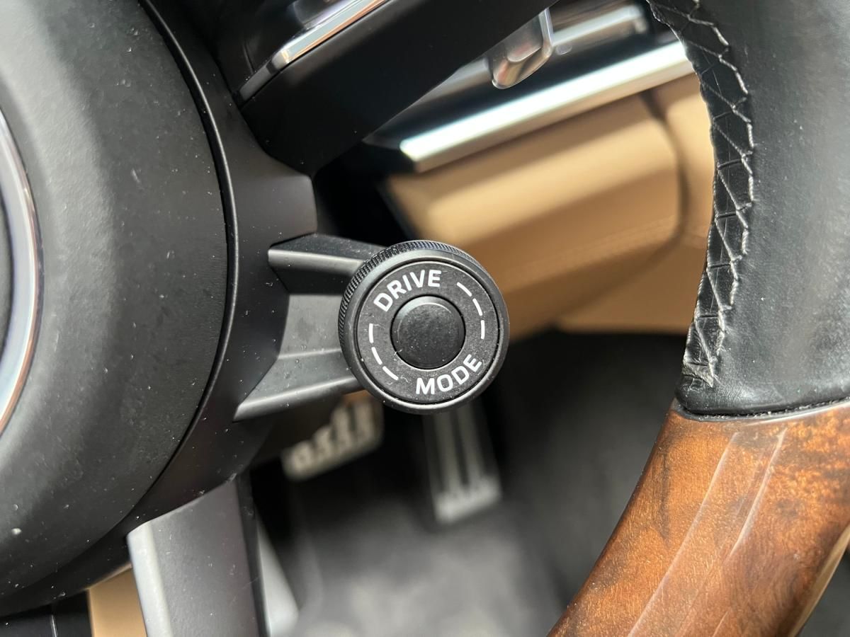 porsche-panamera-2021-hibrido-a-gasolina-2894cc