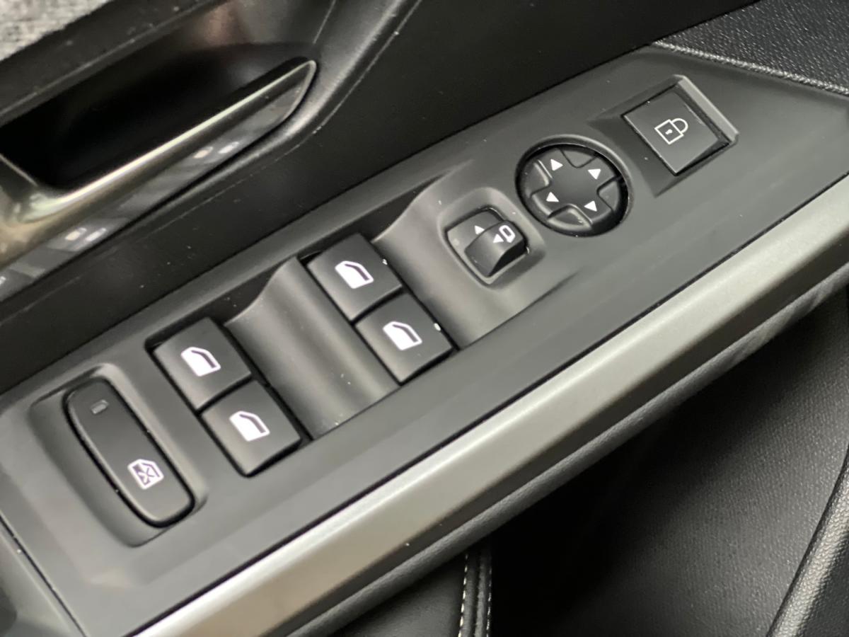 peugeot-3008-2025-gasolina-1199cc
