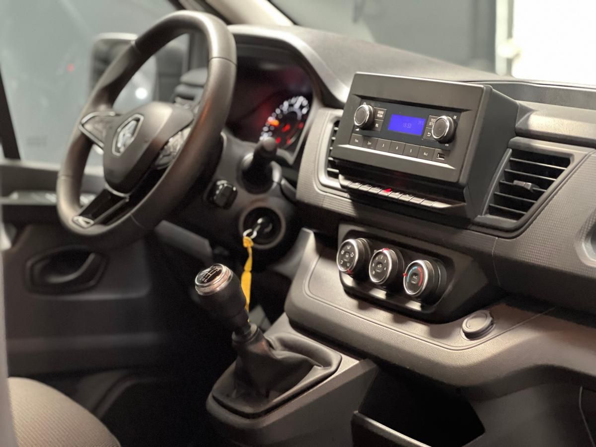 renault-trafic-2022-diesel-1997cc