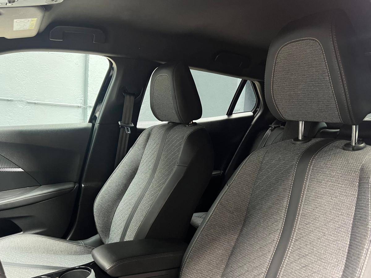 peugeot-2008-2024-gasolina-1199cc