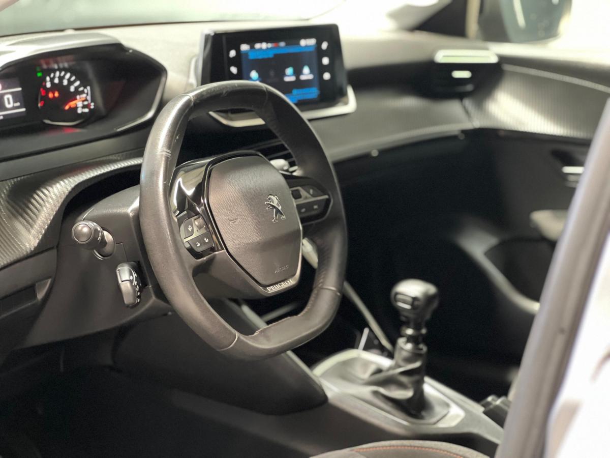 peugeot-208-2023-gasolina-1199cc